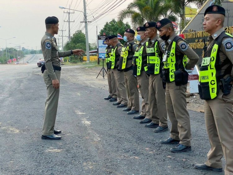 ตำรวจทางหลวงชัยภูมิ จับป้ายแดงปลอมเพิ่มประสิทธิภาพข้อมูลข่าวสารป้องกันปราบปรามอาชญากรรมรวดเร็ว