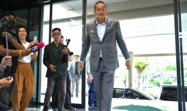 เพื่อไทย รวมเสียง ดัน "เศรษฐา" โหวตนายกฯ "ก้าวไกล" กอดคอ "2 ลุง" ฝ่ายค้าน