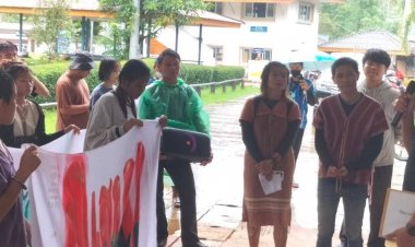 ม็อบกลุ่มชาติพันธุ์รุ่นใหม่ขีดเส้นนายอำเภอสบเมย 15 วันขยายไฟฟ้าเข้าสู่ชุมชน ยื้อเคลื่อนไหวกดดัน