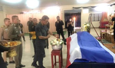 "มูลนิธิพระราหู"ล่องใต้มอบเงินช่วยเหลือญาติ"ส.อ.ศุภกร"เสียชีวิตจากเหตุคนร้ายวางระเบิดที่ปัตตานี