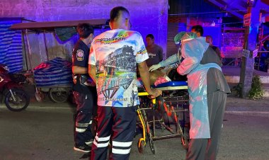 แค่มองหน้า!สองหนุ่มเขมรหวิดดับนอกแผ่นดินเกิดถูกโจ๋ไล่ฟันเลือดสาดสาหัสคาซอยย่านบางเสาธง