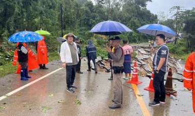 "สส.ปั้น-พ่อเมืองตาก" ลงพื้นที่ตรวจสอบถนนสาย 105 ทรุดตัวพร้อมช่วยเหลือผู้ประสบภัย