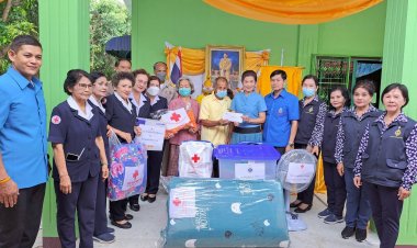 มูลนิธิราชประชานุเคราะห์ มอบสิ่งของผู้ประสบอัคคีภัย ชาวจังหวัดศรีสะเกษ