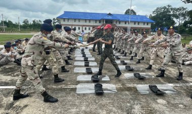 เตรียมพร้อมรับมือทุกมิติ!กองอาสารักษาดินแดนอำนาจเจริญฝึกยุทธวิธีใช้อาวุธโลกระบอง-จำลองเหตุคุมสถานการณ์เลวร้าย