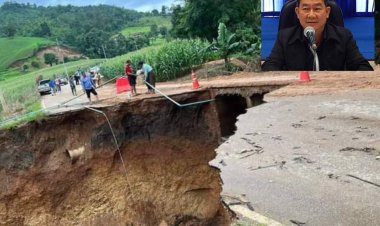 นอภ.แม่สอดเตรียมใช้งบฉุกเฉินซ่อมแซมถนนหมู่บ้านปางวัว-บ้านเจดีย์โค๊ะ ถูกน้ำกัดเซาะตัดขาด