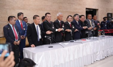 "เพื่อไทย"นำ 6 พรรค 228 เสียง ประกาศตั้งรัฐบาล ย้ำสลายขั้วทุกฝ่าย มั่นใจได้เสียงโหวตเกินกึ่งหนึ่ง