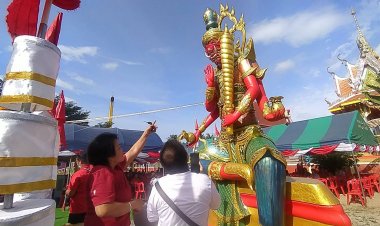 ฮือฮา!เลขเด็ดโผล่ที่มือท้าวเวสสุวรรณ!!ชัดแจ่มงานบวงสรวงเปิดเนตรท้าวเวสสุวรรณปรางค์ประธานทรัพย์วัดทุ่งนา