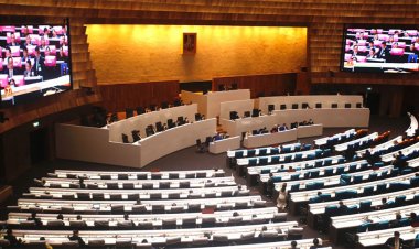 "ก้าวไกล"มีมติ 3 เหตุผล ไม่โหวตให้แคนดิเดตฯ เพื่อไทย หลังผสมข้ามขั้ว