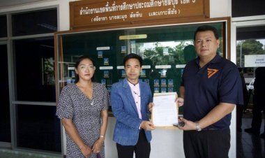 ขัดแย้งแรงลามห้องเรียน!แม่ร้องสส.ก้าวไกลลูกชั้น ม.2 เห็นต่างการเมือง ครูไม่ให้เข้าห้องเรียน