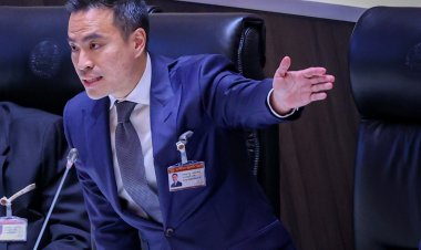 “เอกนัฏ”ขอยุติสงครามสีเดินหน้าตั้งรัฐบาลปรองดองเพื่อส่วนรวม เพื่อไทยยืนยันไม่มีก้าวไกลไม่แก้ ม.112