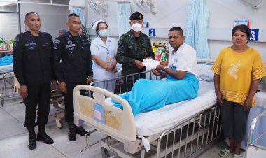 ผบ.ฉก.นราธิวาส รุดเยี่ยมกำลังพลเหยื่อคนร้ายลอบบึ้มชุดทหารช่างสร้างบ้านให้คนด้อยโอกาสที่ศรีสาคร