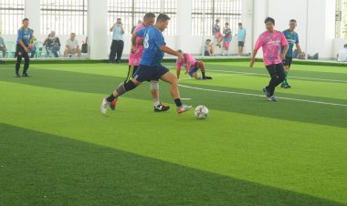 ท.ต.บางปูระเบิดศึกแข่งขันกีฬาฟุตบอล 7 คน ส่งเสริมเยาวชนเล่นกีฬาก้าวสู่อาชีพ