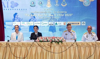 ทหารเรือระเบิดศึกเดิน-วิ่งเพื่อสุขภาพ“Fly Navy Run For Sea & child 2003”