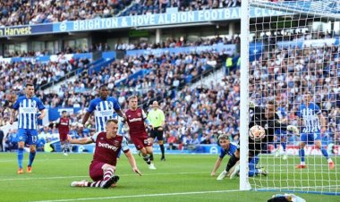 ยิงไม่ซ้ำหน้า!"เวสต์แฮม"บุกถล่ม "ไบรจ์ตัน"3-1 ยึดจ่าฝูงชั่วคราวศึกพรีเมียร์ลีก อังกฤษ