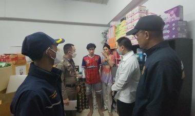 ตม.สมุทรปราการบุกรวบ2สามีภรรยาชาวกัมพูชาโพตส์ขายเครื่องสำอางเถื่อน