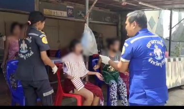 คนร้ายเหี้ยมบุกสาดน้ำกรดใส่หน้าสาว 18 กลางร้านอาหารตามสั่ง เจ็บสาหัส ยังไม่รู้สาเหตุ