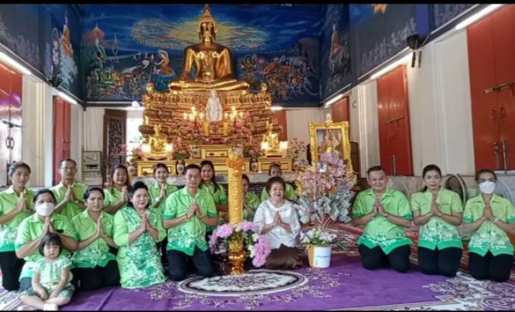 เทศบาลฯบางเมือง สืบสานพุทธศาสนาจัดแห่เทียนจำนำพรรษาถวายวัดบางปิ้ง