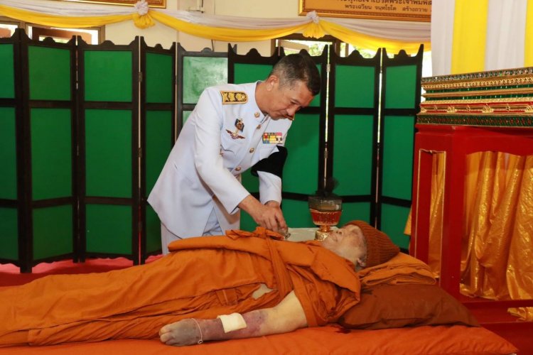 พ่อเมืองอำนาจเจริญประธานในพิธีพระราชทานน้ำหลวงสรงศพพระครูมงคลวรวัฒน์