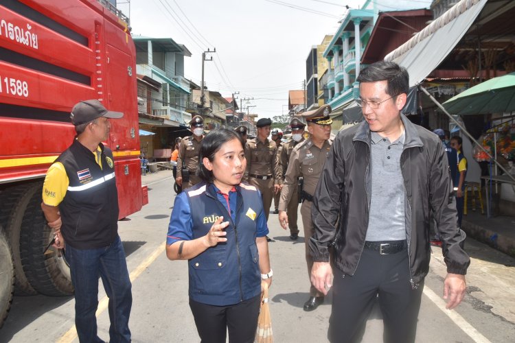 คปภ. ลงพื้นที่เร่งให้ความช่วยเหลือด้านประกันภัยเพลิงไหม้ “ตลาดเก่า 100 ปี อินทร์บุรี”