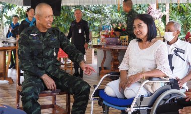 ผอ.ศปพร.ลงพื้นที่เยี่ยมให้กำลัง"ป้านิ่ม"หญิงแกร่งแห่งแห่งสุไหงปาดีเหยื่อไฟใต้