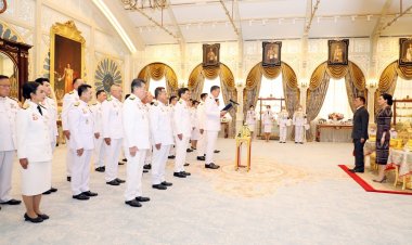 “ในหลวง-พระราชินี”โปรดเกล้าฯให้ครม.ชุดใหม่เข้าเฝ้าถวายสัตย์ปฏิญาณก่อนเข้ารับตำแหน่ง