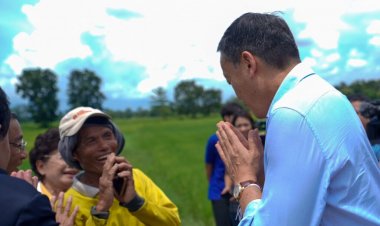 นายกฯ"เศรษฐา"ลงพื้นพูดคุยกับชาวนาหาหนทางลดรายจ่าย-เพิ่มรายได้เกษตรกร