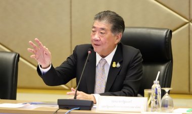 “ภูมิธรรม”ฟิตมอบนโยบาย 7 ยุทธศาสตร์ ปลุก ขรก. ทำงานเชิงรุก-เร่งลดค่าครองชีพช่วยประชาชน