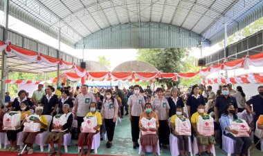 ผู้ว่าฯศรีสะเกษเปิดหน่วยพอ.สว.เคลื่อนที่ให้บริการประชาชนเข้าถึงการบริการภาครัฐ