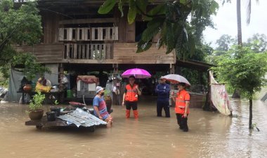 พ่อเมืองอำนาจเจริญสั่งทุกหน่วยงานที่เกี่ยวข้องเร่งช่วยเหลือเหยื่อน้ำท่วมจากอ่างเก็บน้ำพุทธฯพร่องน้ำทิ้ง