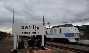 รถไฟญี่ปุ่น KIHA 183 ทริป “นั่งรถไฟอิ่มบุญ ปันรอยยิ้มให้น้อง” @ นครปฐม
