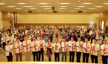 “มาดามหยก” ยกเครื่องจัดประชุมตั้งกรรมการบริหารพรรครวมแผ่นดิน ชุดใหม่ ส่ง ดร.มนตรี นั่ง หน.