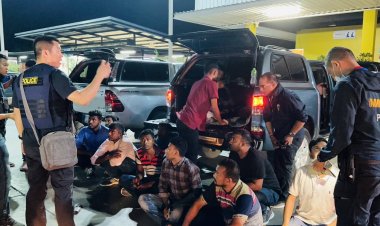 ทะลักไม่หยุด!ตม.สงขลาสกัดจับแก๊งขนแรงงานเถื่อนยกเซ็ต 5 คัน