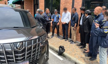 ตำรวจซ้อนแผนบุกรวบนายกเทศมนตรีบางแก้วหิ้วถุงเงิดรีดค่าหัวคิว 1.5 ล้าน