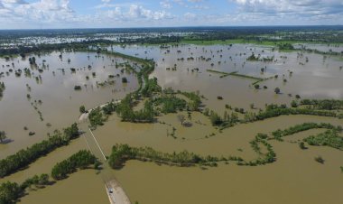 อำนาจเจริญฝนตกไม่หยุดหลายหมู่บ้านสำลักน้ำท่วมสูง 50 ซม.เดือดร้อนหนัก