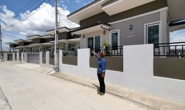 อ้างสืบภาค 7 ปืนจี้หัวอุ้มสาวใหญ่รีด 3 แสน ไม่จ่ายยัดยาบ้าพันเม็ดส่งคุก