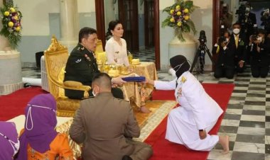 ในหลวง-พระราชินี พระราชทานรางวัลการทดสอบการอัญเชิญพระมหาคัมภีร์อัลกุรอานระดับประเทศ