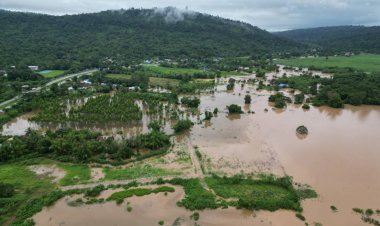 อพยพวุ่น!ฝนตกหนักน้ำป่าทับลานท่วมฉับพลัน 2 หมู่บ้านอำเภอนาดี