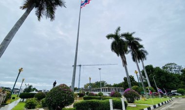 ศรีสะเกษจัดกิจกรรมวันพระราชทานธงชาติไทย 28 กันยายน