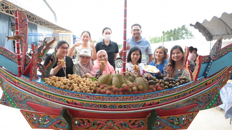 ทานพุงกาง!ยกเรืออิ่มคุ้ม กินจุกไม่อั้น บุฟเฟ่ต์ทุเรียนบางนราแร่ทองคำ-ลองกอง-มังคุด 350 บาท