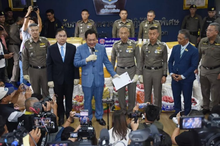 'ทวี-ต่อศักดิ์'แถลงยึดยาเสพติดล็อตใหญ่ เผยแกะรอย 2 ปีรวบ 4 ผู้ต้องหา