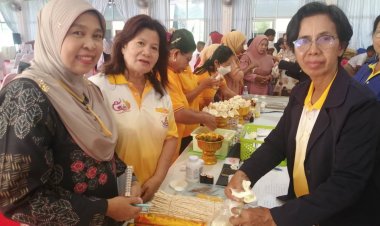 ดอกไม้จันทน์-หีบศพ อาชีพมั่นคง สร้างเงิน กลุ่มผู้สูงวัยนราธิวาส