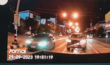 ฟอร์จูนเนอร์คลั่งชนพังยับ 2 คัน ก่อนซิ่งหนี แจ้งตร.คดีไม่คืบ