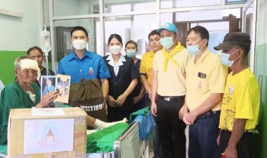 นอภ.สบเมยพร้อมนายกกิ่งกาชาดมอบสิ่งของช่วยเหยื่ออัคคีภัย