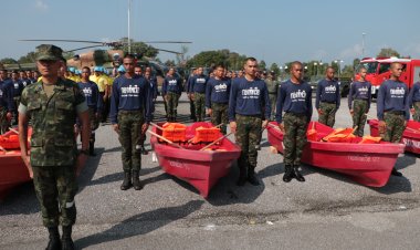 'ผู้การฯ สันติ' ผบ.ฉก.นย.ทร.เตรียมยุทโธปกรณ์รับมือภัยพิบัติช่วยชาวนราธิวาส