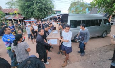 พ่อร่ำให้รับศพลูกชายเสียชีวิตจากสงคราม"ยิว-ฮามาส"กลับบ้านเกิด