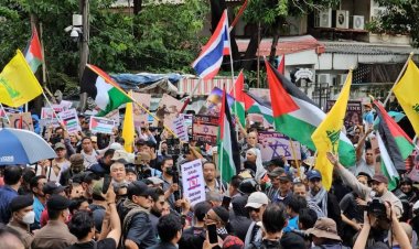 ชาวมุสลิมชุมนุมหน้าสถานทูตรอิสราเอลเรียกร้องหยุดโจมตีฉนวนกาซา