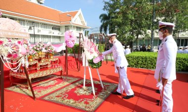 ผู้ว่าฯปทุมธานีนำขรก.ร่วมพิธีวางพวงมาลา“วันปิยมหาราช”