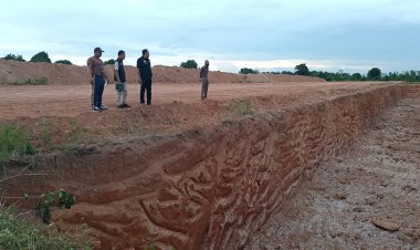 คนกบินทร์บุรีต้านนำหมูเถื่อนแหลมฉลังขนมาฝังกลบพื้นที่หวั่งก่อมลพิษ