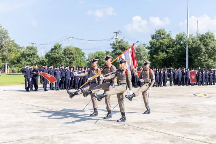 “พ่อเลี้ยงหล้า–ผกก.โอ๋”ร่วมงานพิธีสวนสนาม และปฎิญานตน วันตำรวจ