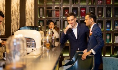 สายแฮงค์เอาท์ สายชิล ห้ามพลาด!"The White Mulberry"แลนมาร์คใหม่ ใจกลางสุขุมวิท